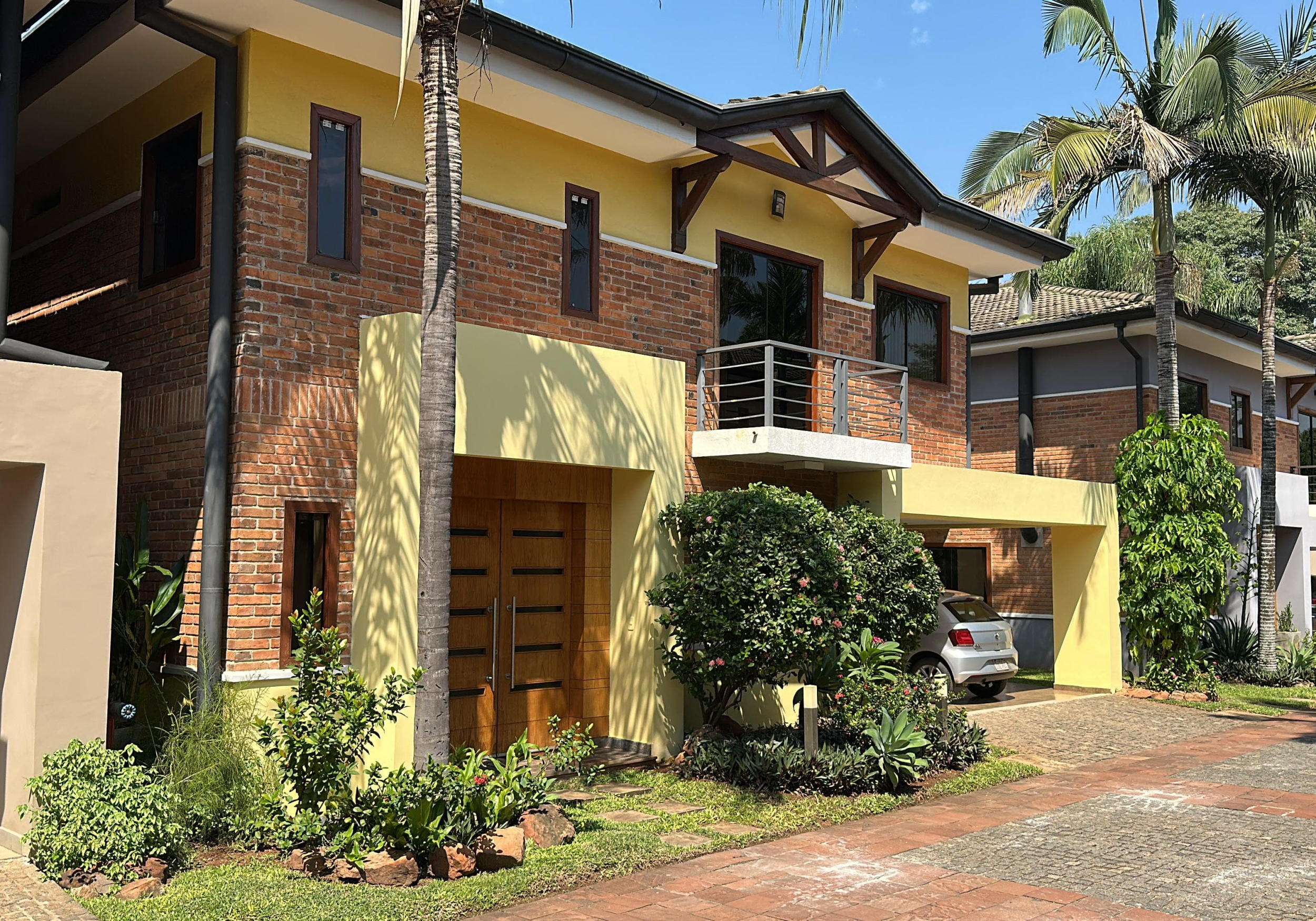 Condominio – Residencial las Flores